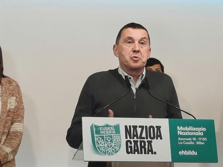 Otegi afirma que si hay legislatura, el pueblo vasco aprovechará para ser reconocido en términos nacionales