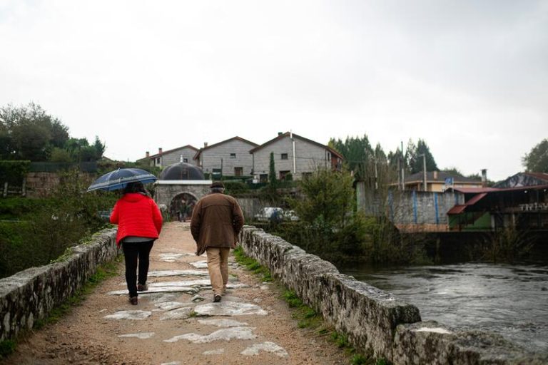 Un frente atlántico afectará hoy al norte peninsular con precipitaciones mientras el resto tendrá cielos poco nubosos