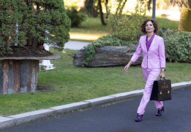 El déficit público baja en septiembre al 1,54% del PIB y el del Estado cae al 1,37% del PIB hasta octubre