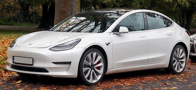 Tesla Model 3 Performance: Rendimiento de Clase Mundial