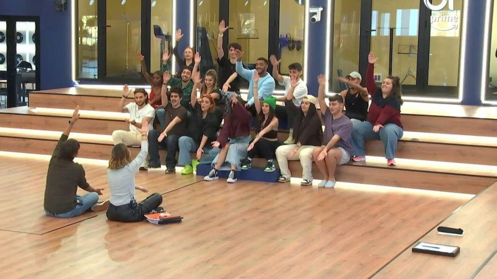 Polémica en 'OT 2023': Omar enfrenta críticas al quebrar las reglas y lo tildan de 'Judas' 68 Polémica en 'OT 2023': Omar enfrenta críticas al quebrar las reglas y lo tildan de 'Judas'