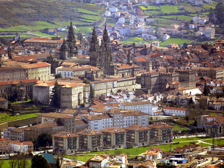 Santiago de Compostela: donde cada piedra cuenta una historia y cada calle susurra secretos