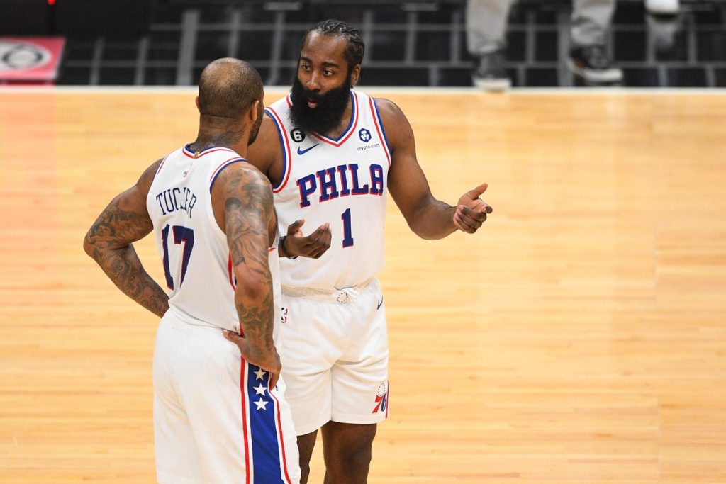 Al parecer habían líos con su renovación