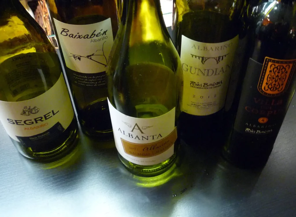 Los mejores vinos españoles para regalar en esta Navidad 3 Albarino Frescura y Aromas Marinos