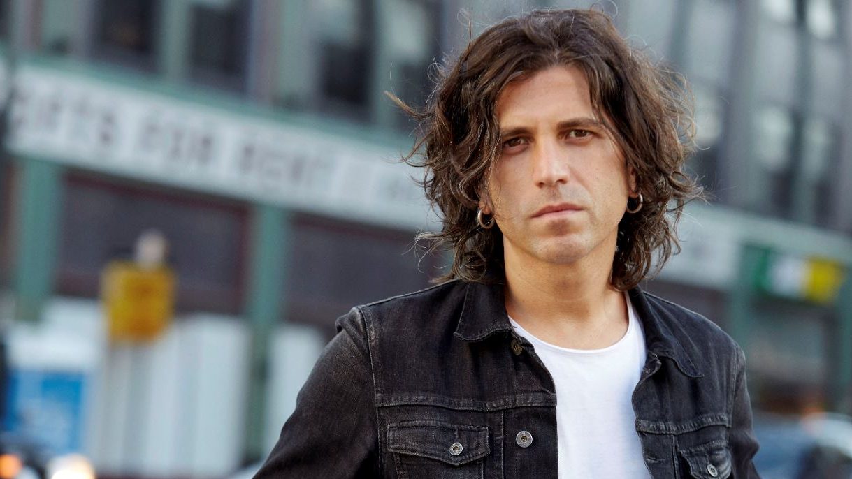 En 'Cinco' Rulo y la Contrabanda dan otro paso importante en una carrera clave dentro del pop rock español