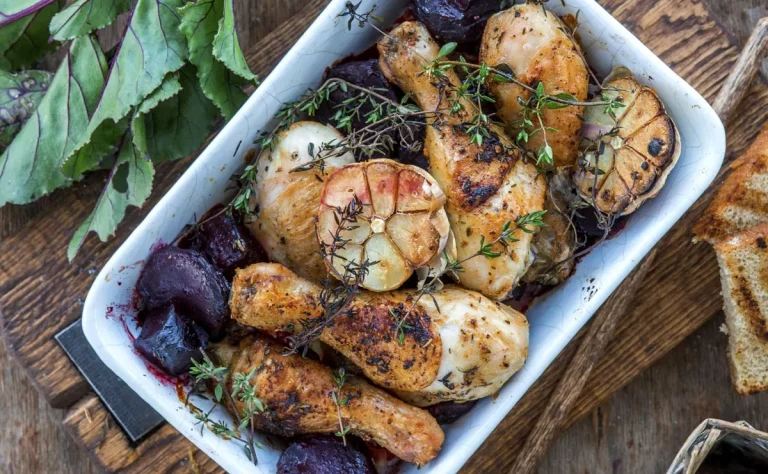 Receta fácil de preparar: muslos de pollo al horno con patatas