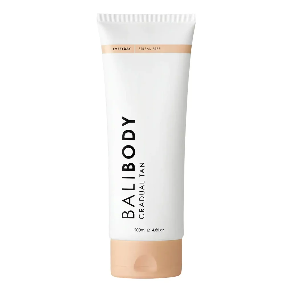 Los hombres también tenemos nuestras líneas de cosméticos y aquí te ayudamos a elegir las mejores a buen precio