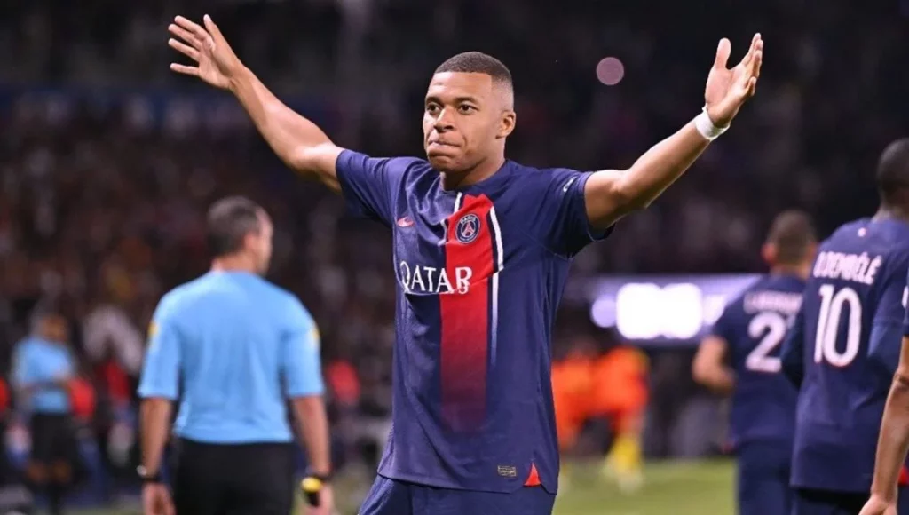 ¿Cuánto podría cobrar Mbappé si llega al Real Madrid?