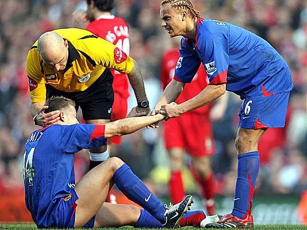 Cuando el dolor se convierte en el silbido final: las lesiones que retiraron a futbolistas 3 EW ccwDWsAU9KQE