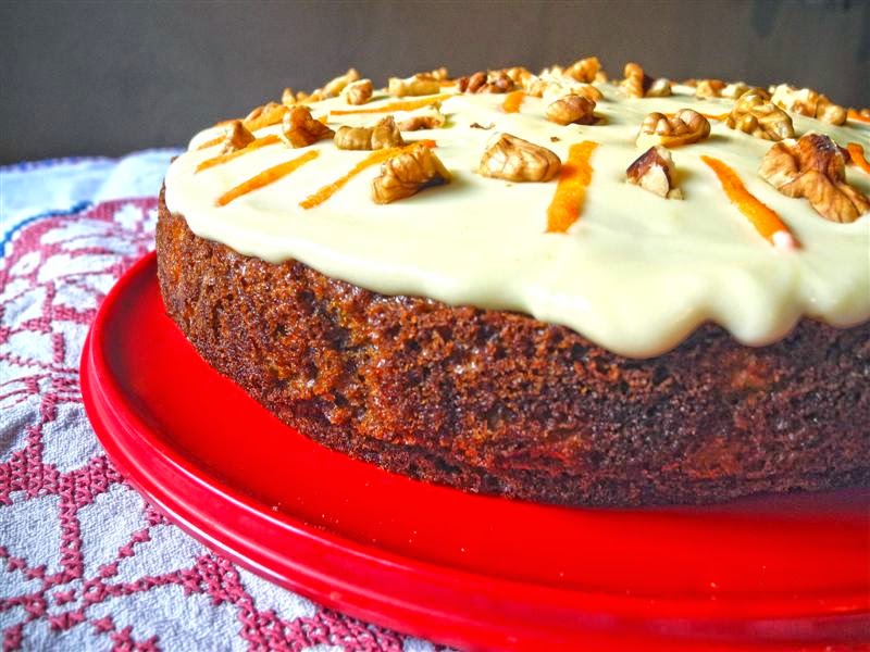 Recetario imprescindible: la clásica torta de zanahoria