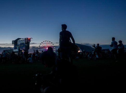 El Glastonbury y el aumento en la preventa del Primavera Sound adelantan que predicen otra subida en los precios de los festivales en el país