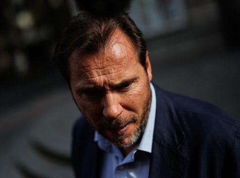 Óscar Puente tendrá que asumir uno de los ministerios más complicados en su llegada a la cartera de transporte