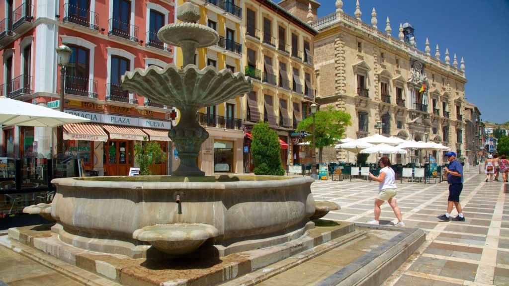 Descubre los destinos más increíbles de España para viajar solo 10 Granada