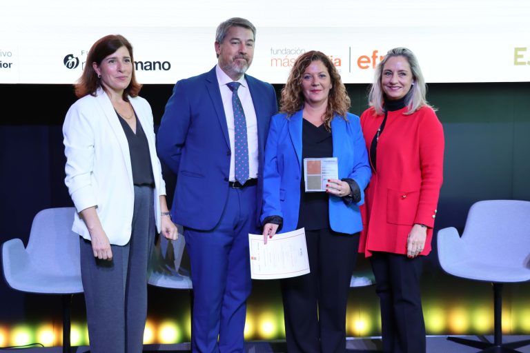 Allianz Partners recibe el distintivo MásTalentoSenior de la Fundación MásFamilia