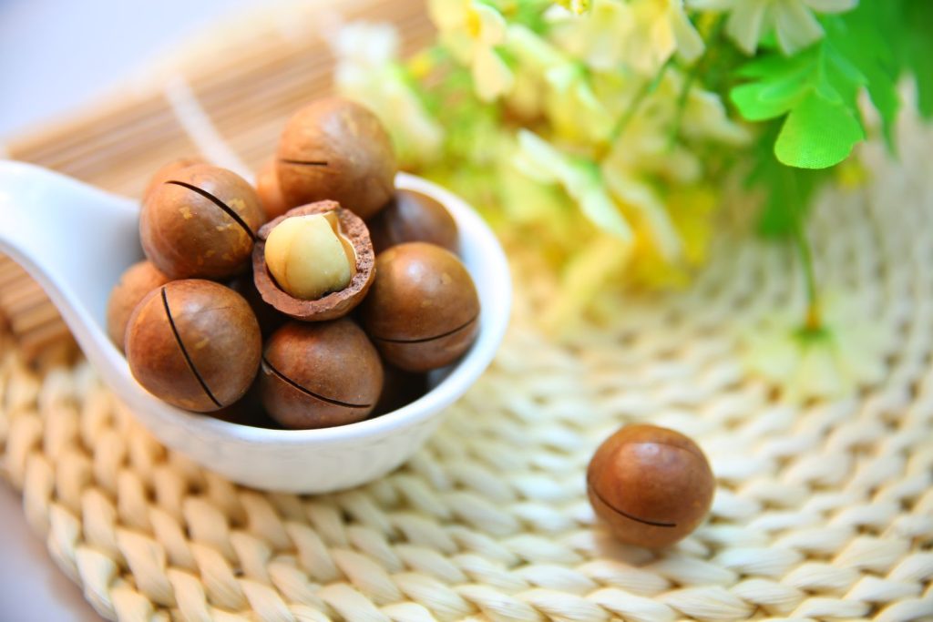 Olvida las nueces y las almendras: descubre el fruto seco perfecto para llenar tu día de energía
