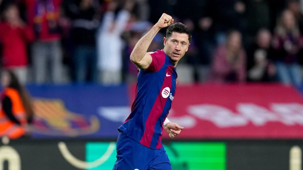 Robert Lewandowski en el punto de mira del FC Barcelona