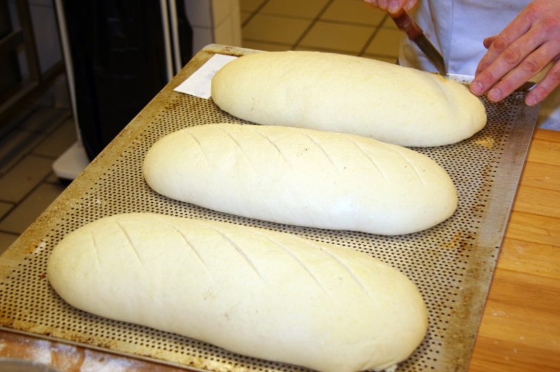 Descubre los beneficios de incluir pan de masa madre en tus desayunos de ahora en adelante