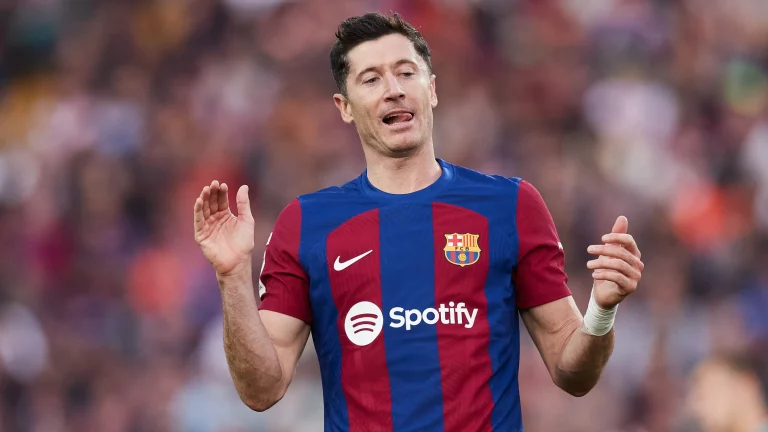 Movistar calentando la bronca entre Lewandowski y Lamine