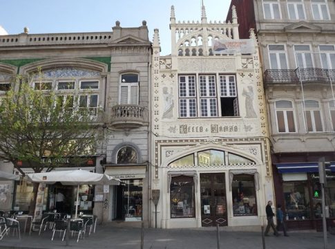 Librería Lello & Irmão, en Oporto, Portugal