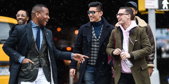 Los abrigos de invierno para hombre que Zara, Uniqlo y Cortefiel tienen tirados de precios