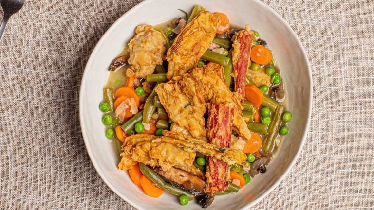 Menestra de verduras: el clásico de la gastronomía española que todo vegetariano ama