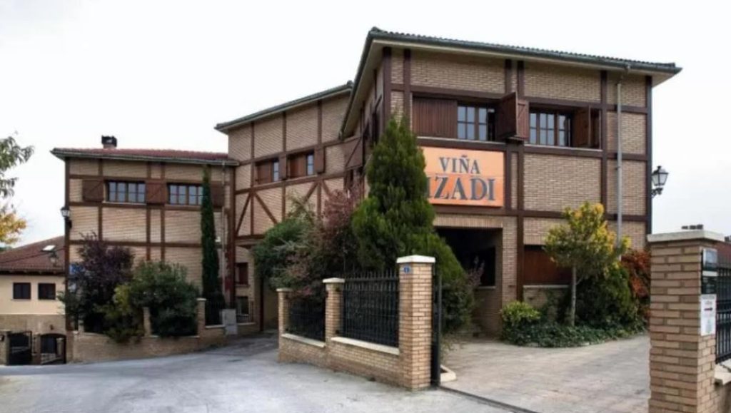 El secreto de Bodegas Izadi: Orujo y exclusividad en cada bocado