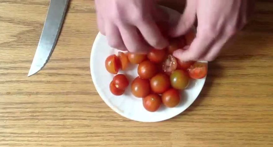 tomates cherry