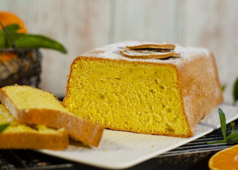 Suave como una nube: prueba esta sencilla y deliciosa receta de bizcocho de mandarina