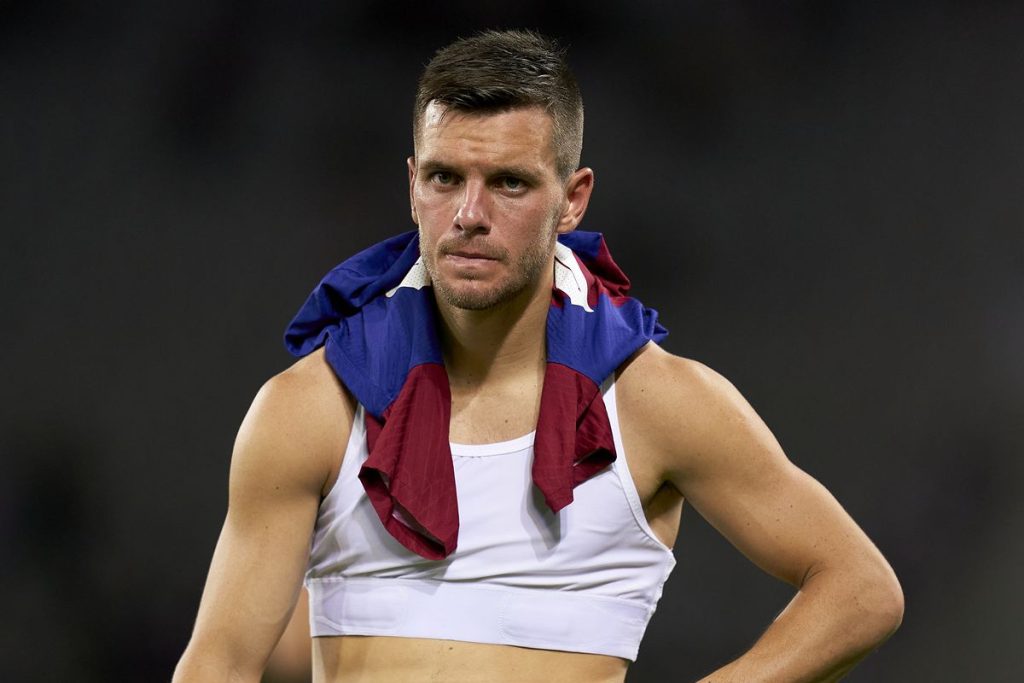 También ha tenido fogueo en España