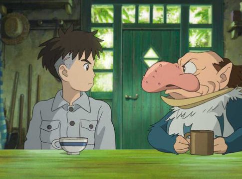 La nueva cinta de Miyazaki es un repaso por sus ideas más típicas y que termina sirviendo como un resumen de su carrera