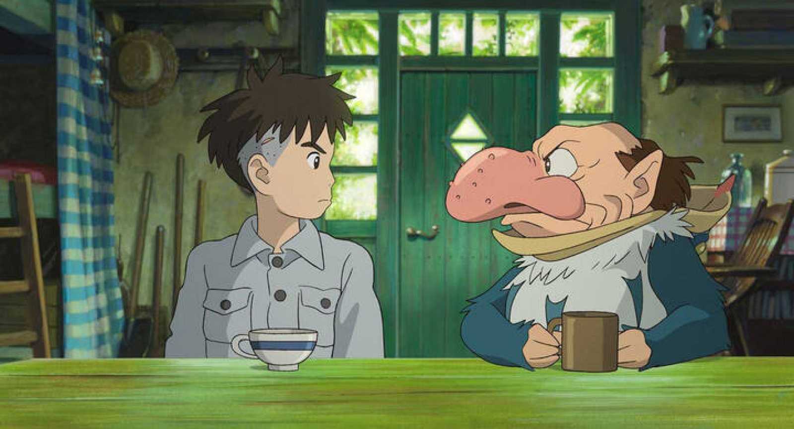 La nueva cinta de Miyazaki es un repaso por sus ideas más típicas y que termina sirviendo como un resumen de su carrera