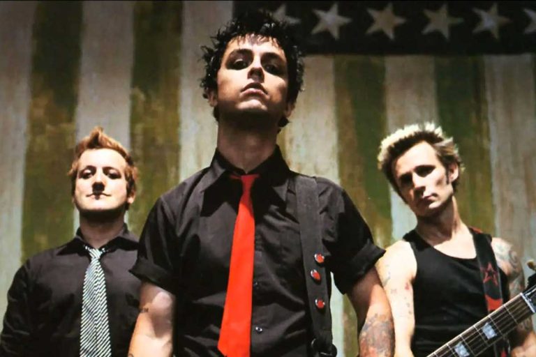 Green Day y Blink-182 vuelven para acompañar a sus alumnos del pop punk