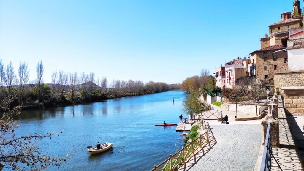 Este encantador pueblo riojano con una vista de postal es un tesoro que no puedes dejar de visitar este otoño 7 image 51 1