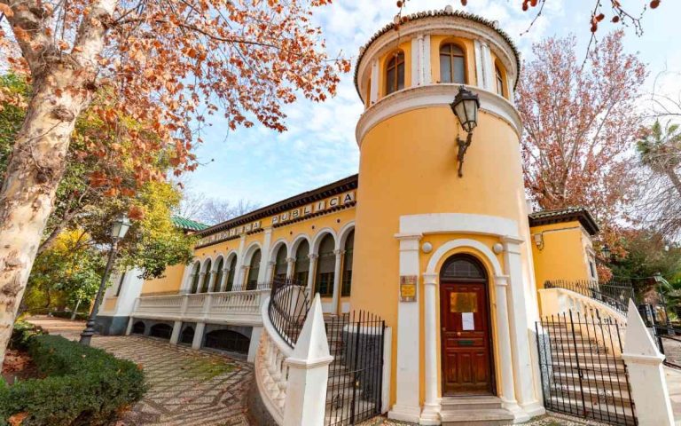 Un paseo por las bibliotecas más hermosas de España