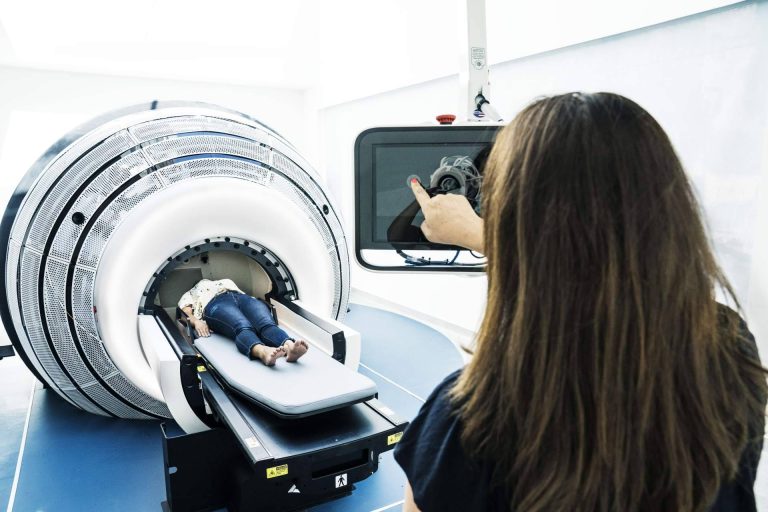 La radiocirugía ZAP-X trata el cáncer, el dolor oncológico y la depresión