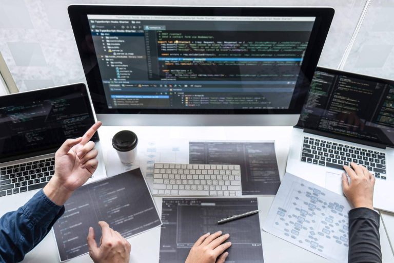 Devmunity dispone de un servicio de desarrollo de aplicación web personalizada