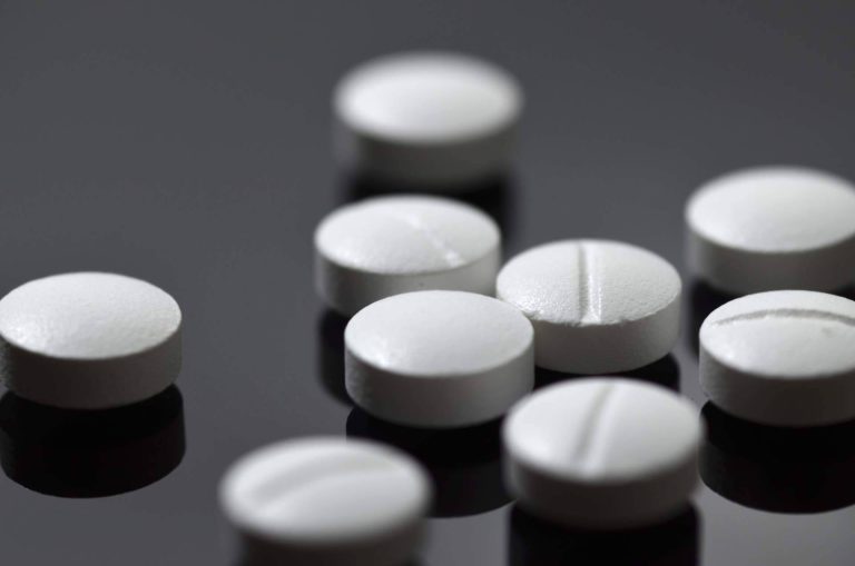 Diazepam. Qué es, cómo se toma y cuáles son sus efectos secundarios