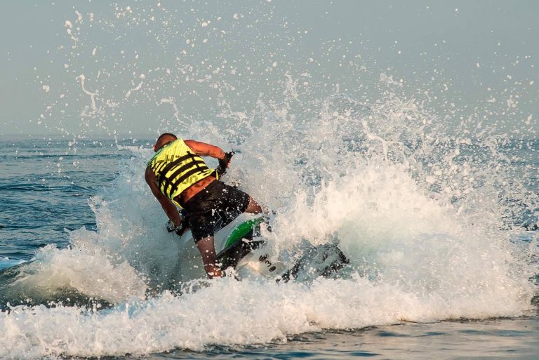 elsegurodemibarco.com, expertos en seguro de moto de agua