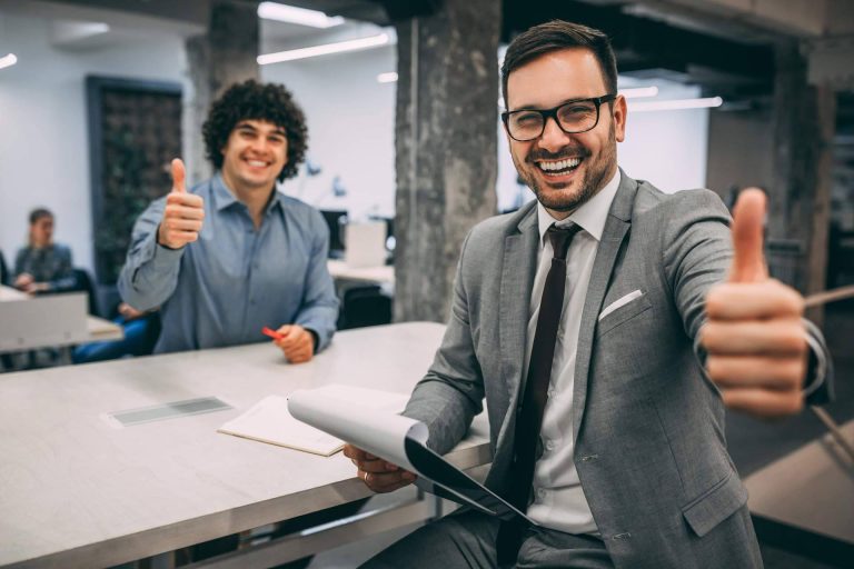 Asesolab alcanza el éxito y se convierte en una de las mejores asesorías gracias a la protección jurídica y satisfacción de sus clientes