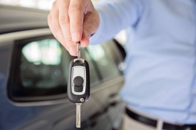 Razones por las cuales financiar un vehículo de segunda mano es una decisión inteligente
