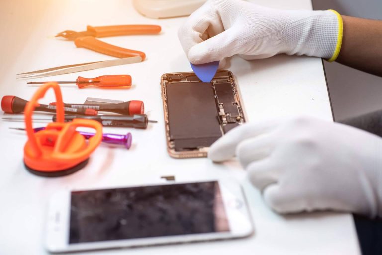 Los beneficios de cambiar la batería en el iPhone 12, de la mano de Reparar Ordenadores