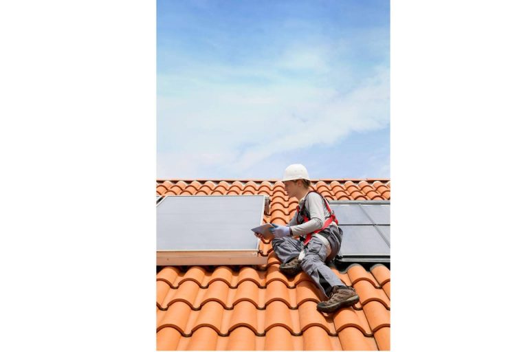 Alquiler de placas solares con una cuota mensual, por Grupo MQ