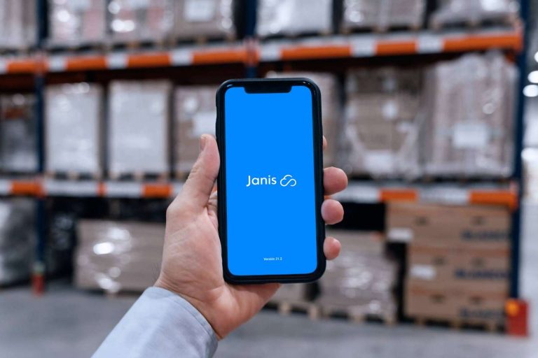 Janis es una plataforma SaaS omnicanal que permite la preparación, distribución y entrega de pedidos