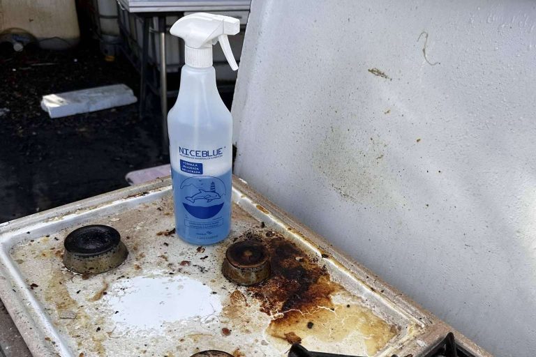 NICEBLUE, el recuperador de superficies que limpia, higieniza y quita manchas