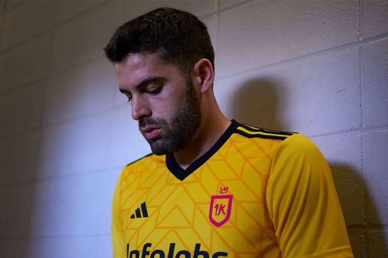 Se pasa a la Kings League Albert Ruiz, el jugador de fútbol becado en EE. UU.