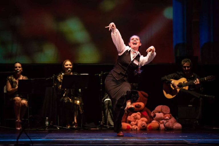 La tradición de una compañía que canta y baila por Navidad, Miriam Jiménez