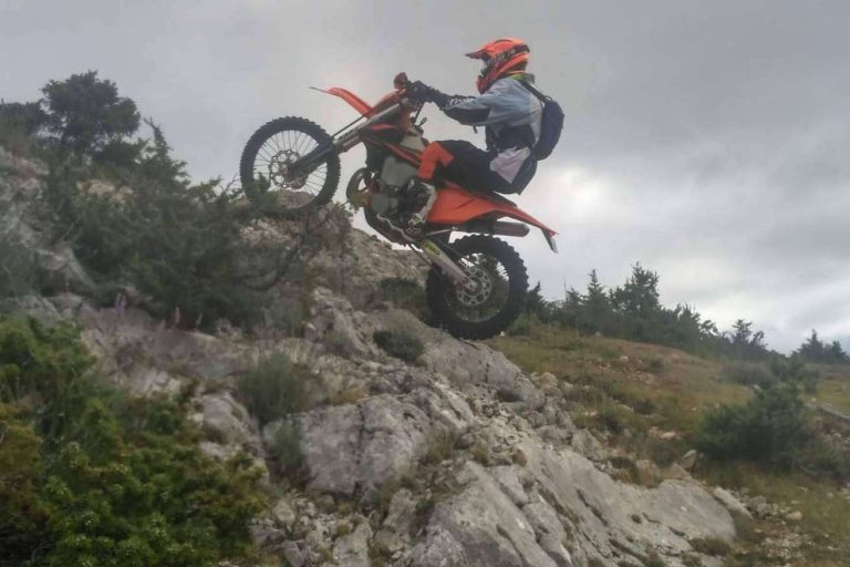 Las exigencias para las llantas de offroad