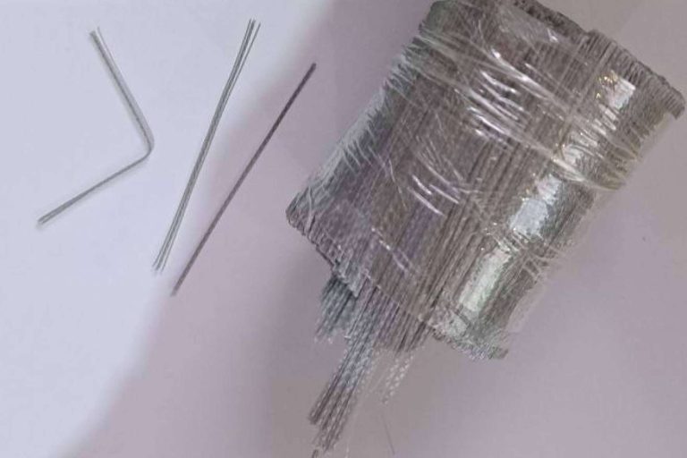 El uso de fibras en losa de hormigón en un almacén logístico en Asturias