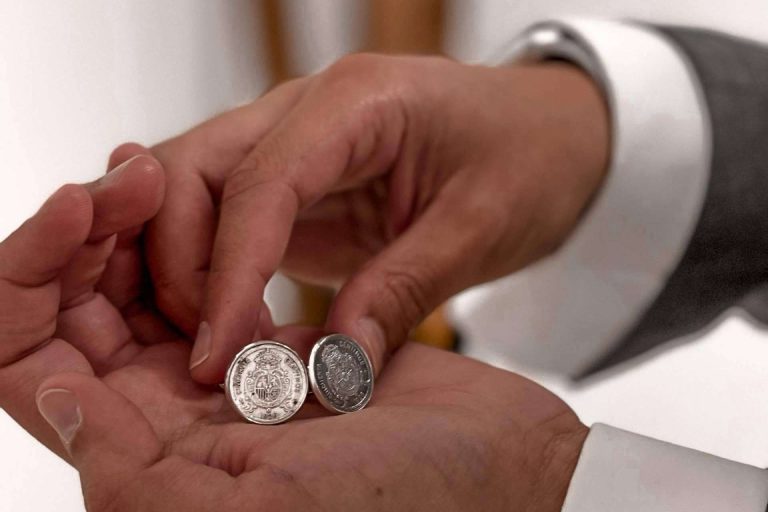 La redefinición de las monedas centenarias como regalos modernos ideales para estas Navidades, por Genumis