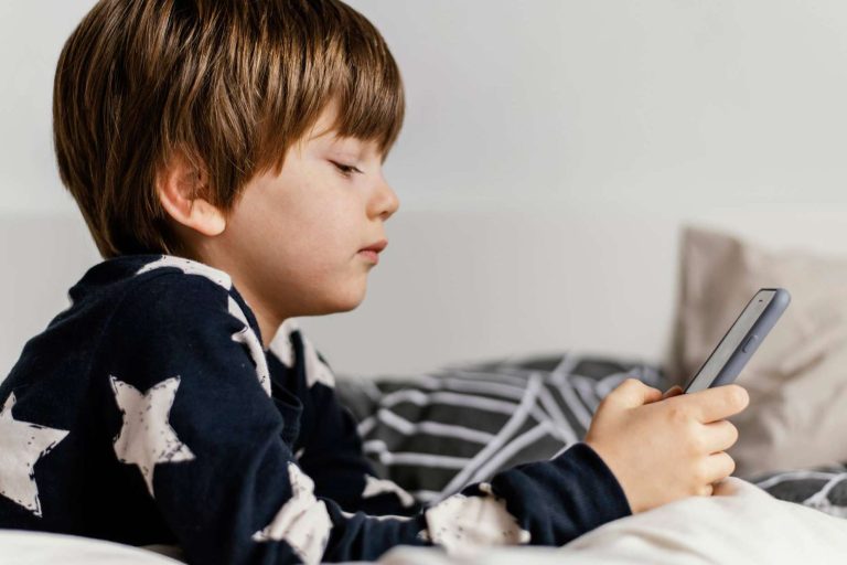 ¿Cuáles son los beneficios de la IA para educar a los hijos?